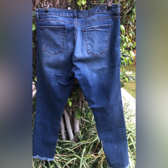 🤩 KUT FROM THE KLOTH SKINNY JEANS W/ H/L RAW HEM! SZ 12 😎 - Picture 4 of 12